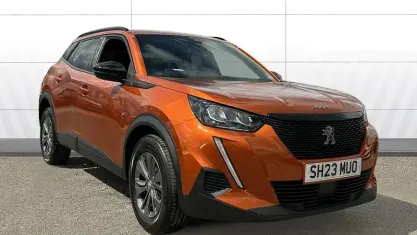 Used Peugeot 2008 Active+ 101 HP (74 kW) 2023 Orange SUV