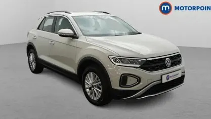 Używany VW T-Roc Life 110 KM (80 kW) 2024 Szary SUV