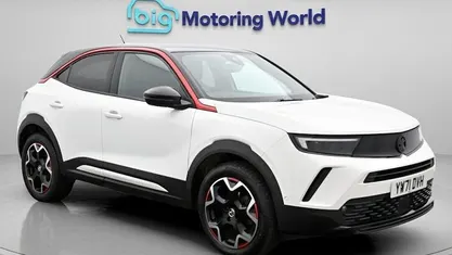 Used Vauxhall Mokka SRi 131 HP (96 kW) 2022 White SUV