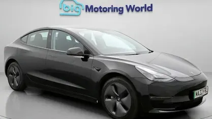 Begagnad Tesla Model 3 Long Range AWD 366 kW (498 HK) 2022 Svart Sedan
