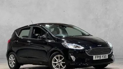 Used Ford Fiesta Zetec 101 HP (74 kW) 2019 Hatchback