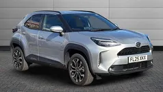 Used 2025 Toyota Yaris Cross Design SUV | £24,601 (Fair price)