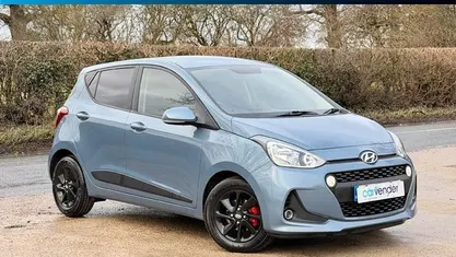 Used Hyundai i10 Premium 67 HP (49 kW) 2020 Hatchback