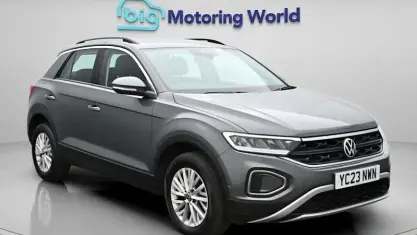Begagnad VW T-Roc S 110 HK (80 kW) 2023 Grå SUV