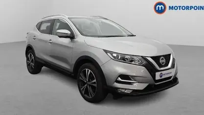 Used Nissan Qashqai N-Connecta 140 HP (102 kW) 2020 Silver SUV