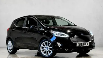 Used Ford Fiesta Titanium 125 HP (91 kW) 2019 Black Hatchback