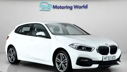 Used BMW 118 Sport Line 136 HP (100 kW) 2022 White Hatchback