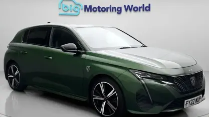 Used Peugeot 308 Premium 224 HP (164 kW) 2022 Green Hatchback