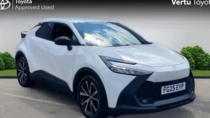 Used Toyota C-HR Design 140 HP (102 kW) 2025 White SUV