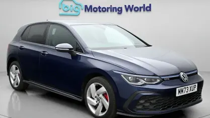 Second-hand VW Golf VIII GTE 245 CP (180 kW) 2023 Hatchback