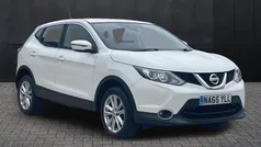 White Used 2016 Nissan Qashqai Acenta SUV | £7,995 (Good price)