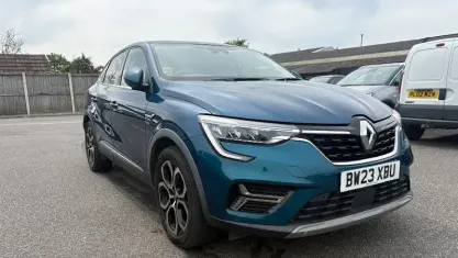 Used Renault Arkana Techno 143 HP (105 kW) 2023 Blue SUV