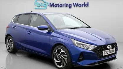 Używany Hyundai i20 Premium 101 KM (74 kW) 2023 Niebieski Hatchback