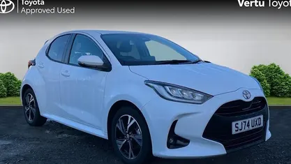Used Toyota Yaris Hybrid Design 116 HP (85 kW) 2025 Hatchback
