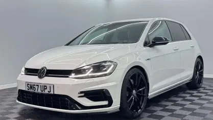 Używany VW Golf VII R 310 KM (228 kW) 2018 Biały Hatchback