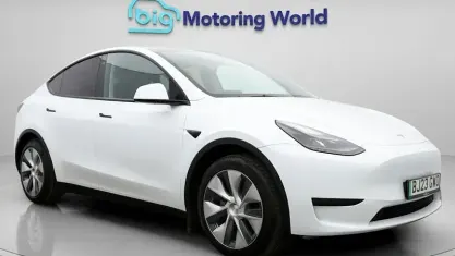 Używany Tesla Model Y RWD 219 kW (299 KM) 2023 Biały SUV