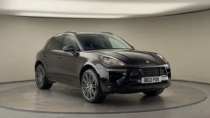 Used Porsche Macan Turbo 441 HP (324 kW) 2020 Jet black SUV