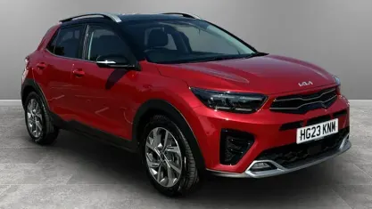 Used Kia Stonic GT-Line S 120 HP (88 kW) 2023 Red SUV