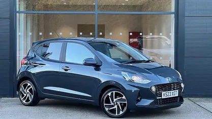 Used Hyundai i10 Premium 67 HP (49 kW) 2023 Hatchback