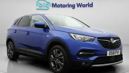 Używany Vauxhall Grandland X Sport 131 KM (96 kW) 2018 Niebieski SUV