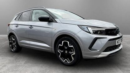 Gebraucht Vauxhall Grandland X Ultimate 131 PS (96 kW) 2023 Grau SUV