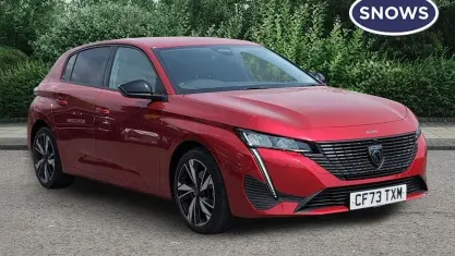 Used Peugeot 308 Allure 131 HP (96 kW) 2023 Red Hatchback