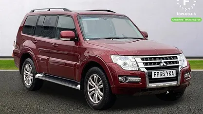 Used Mitsubishi Shogun 190 HP (139 kW) 2016 Red SUV