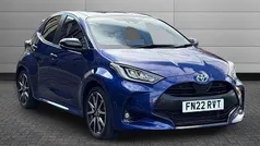 Blue Used 2022 Toyota Yaris Hybrid Hatchback | £17,550 (Fair price)
