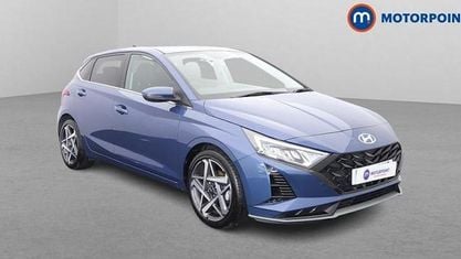 Używany Hyundai i20 Premium 101 KM (74 kW) 2025 Niebieski Hatchback