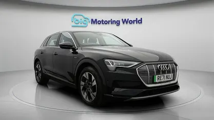 Used 2021 Audi e-tron Sport SUV | £23,300 (Fair price)