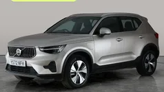 Gold Used 2022 Volvo XC40 Core SUV | £22,024 (Fair price)