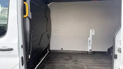 Begagnad Ford Transit Limited 165 HK (121 kW) 2026 Van