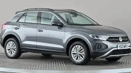 Used VW T-Roc Life 110 HP (80 kW) 2023 Grey SUV