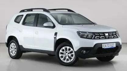 Used Dacia Duster Comfort 91 HP (66 kW) 2022 White SUV