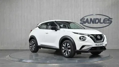 Used Nissan Juke Acenta 117 HP (86 kW) 2022 White SUV