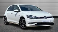 Pure white Used 2020 VW Golf VIII Edition Hatchback | £15,567 (Fair price)