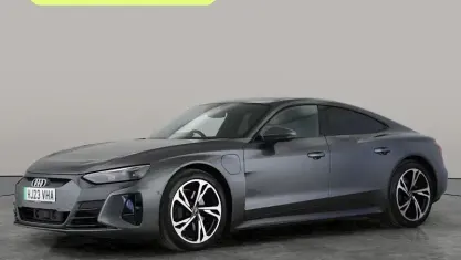 Used Audi e-tron GT quattro Design 389 kW (530 HP) 2024 Sedan