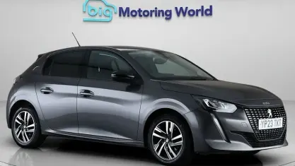 Second-hand Peugeot 208 Allure+ 102 CP (75 kW) 2023 Hatchback