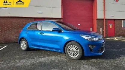 Used Kia Rio 101 HP (74 kW) 2022 Blue Hatchback
