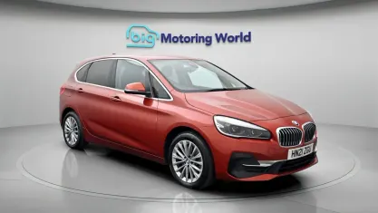 Used BMW 225 Active Tourer Luxury Line 224 HP (164 kW) 2020 MPV