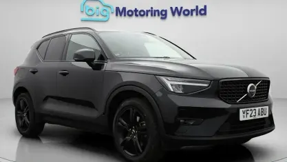 Used Volvo XC40 Plus 197 HP (144 kW) 2022 Black SUV