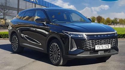 Ny Omoda 9 449 HK (330 kW) 2025 Svart SUV