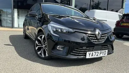 Used Renault Clio Techno 145 HP (106 kW) 2023 Black Hatchback