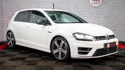 Begagnad VW Golf VII R 300 HK (220 kW) 2016 Halvkombi