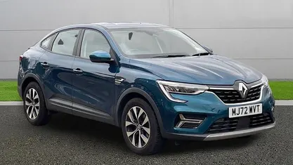 Blue Used 2022 Renault Arkana Iconic SUV | £15,499 (Fair price)