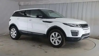 Used Land Rover Range Rover evoque SE 179 HP (131 kW) 2017 White Hatchback
