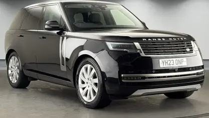 Used Land Rover Range Rover SE 349 HP (256 kW) 2025 SUV