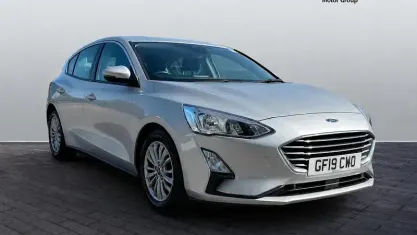 Used Ford Focus Titanium 125 HP (91 kW) 2020 Silver Hatchback