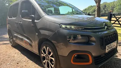 Used Citroën Berlingo XTR 131 HP (96 kW) 2022 Grey MPV