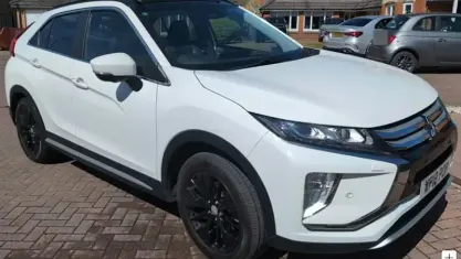 Usado Mitsubishi Eclipse 163 HP (119 kW) 2018 Branco Citadino